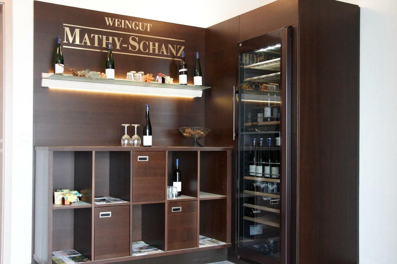 Gaestehaus Weingut Mathy-Schanz Osann-Monzel Екстериор снимка